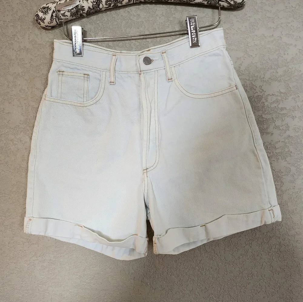Guess by marciano vintage made in USA high waisted shorts size 29